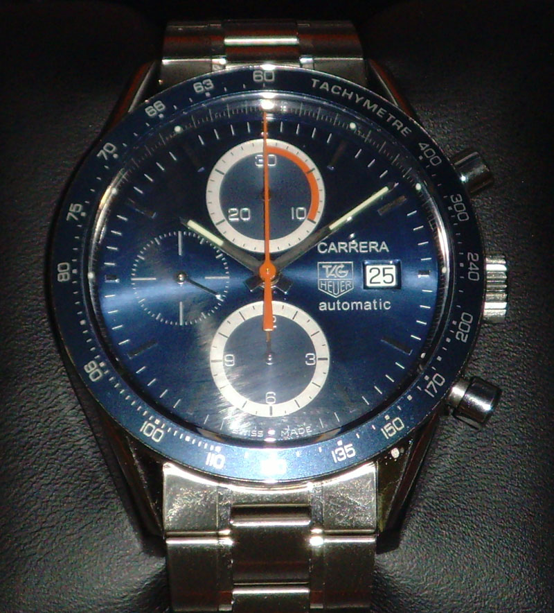 TAG Heuer Carrera chronographe automatique avec tachymètre, cadran bleu